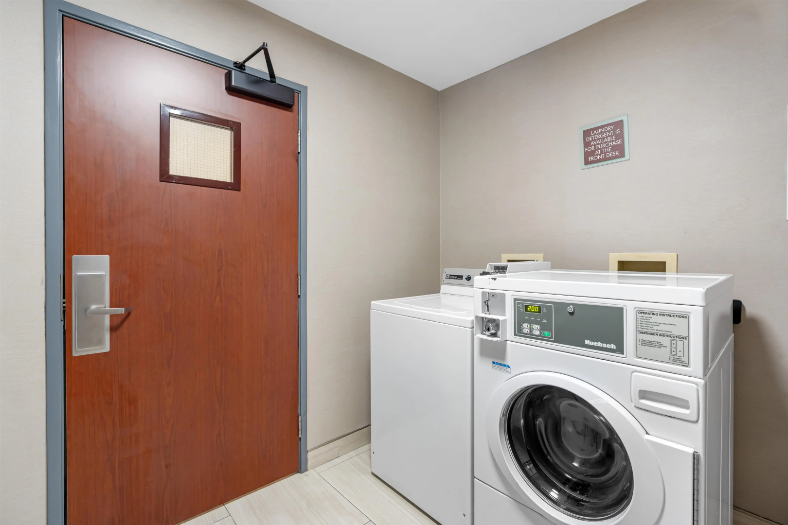 Photo - Best Western Plus Fresno Airport Hotel