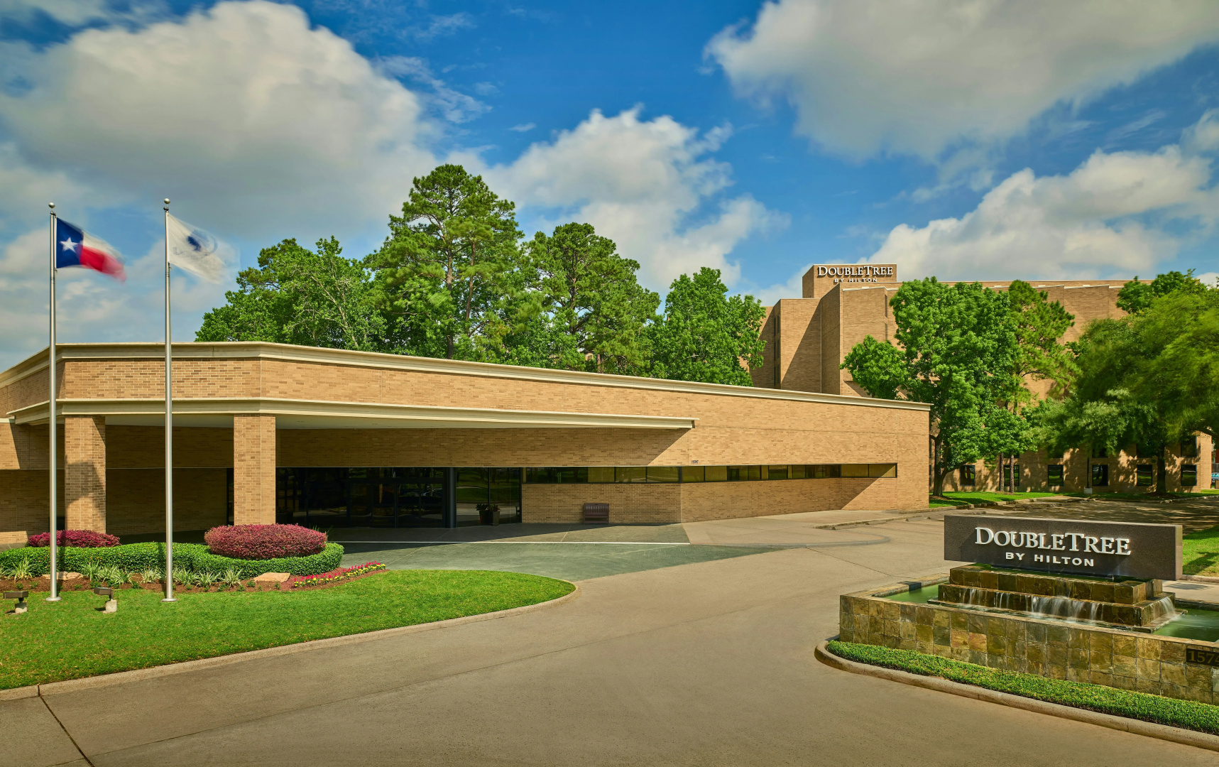 Photo - DoubleTree by Hilton Houston Intercontinental Airport