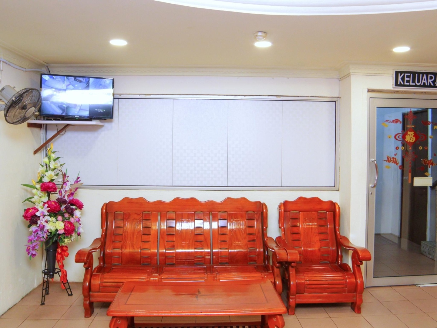 Super OYO 1173 Mandyrin Hotel
