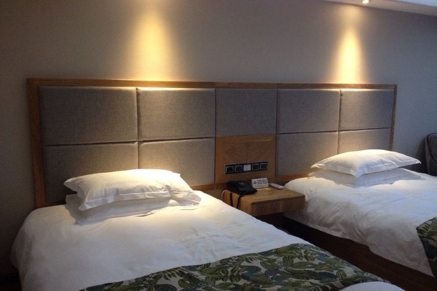 Yitu Lake View Hotel