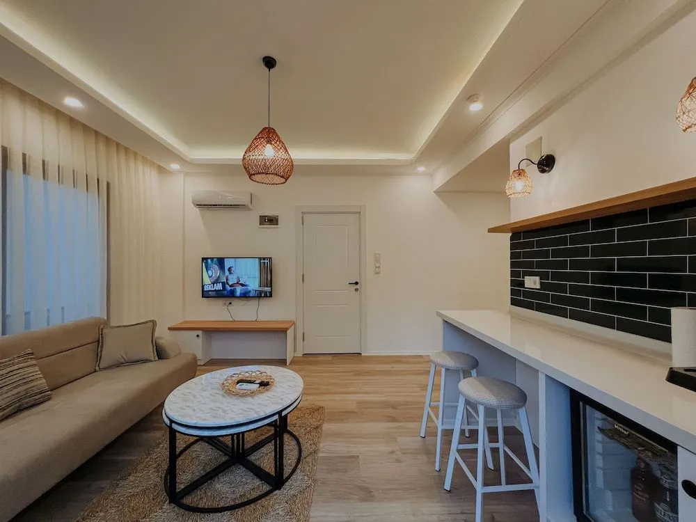Photo - Marla Suite Hotel