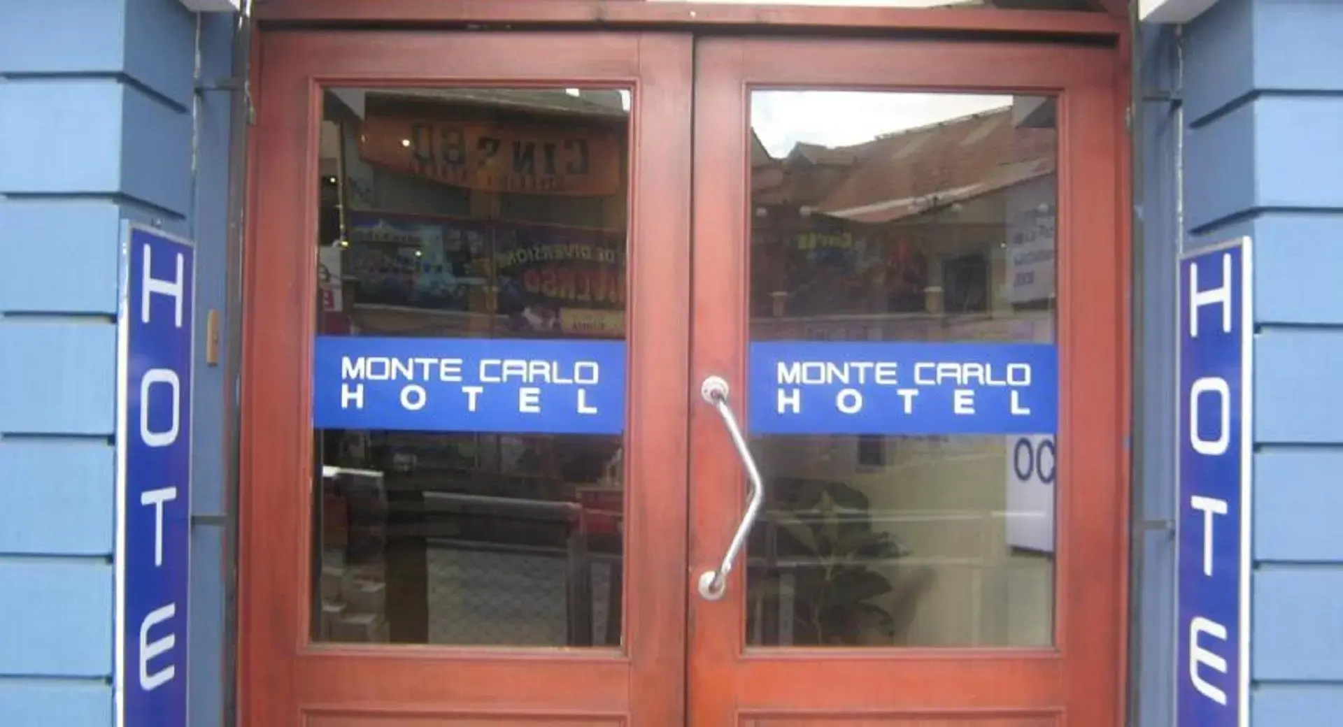 Monte Carlo Hotel — фото 1