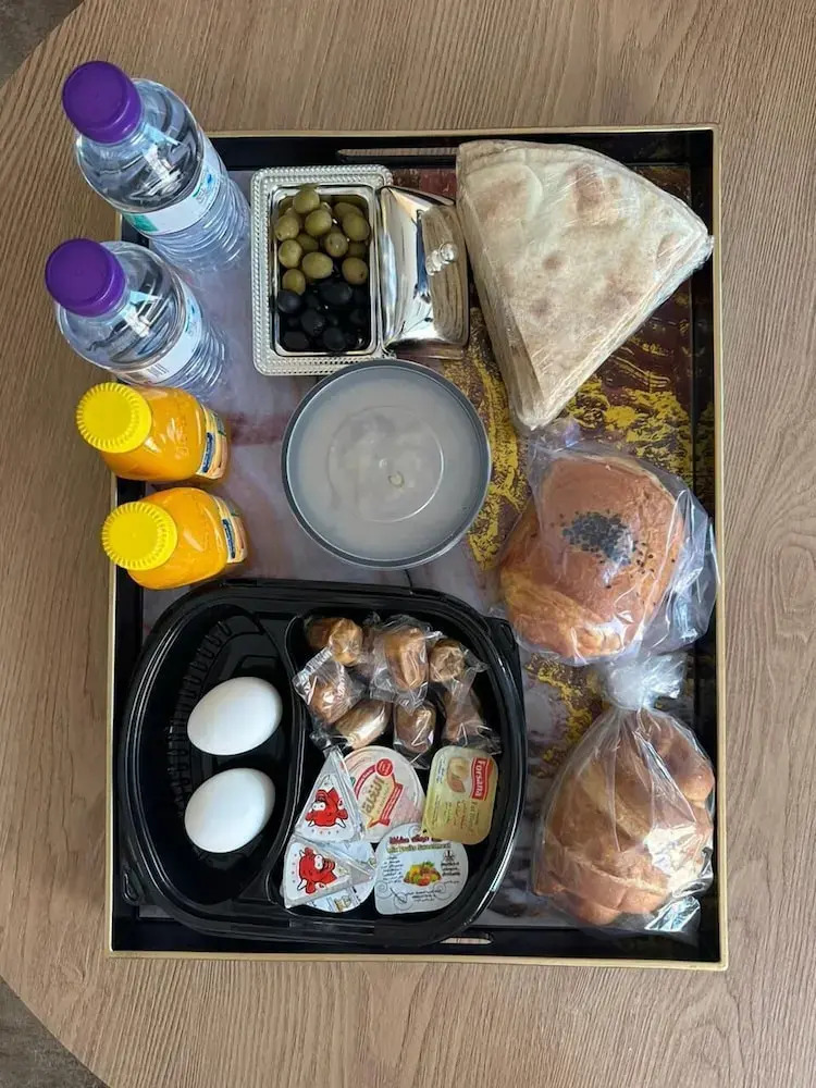 Photo - Diamond Corners Hotel