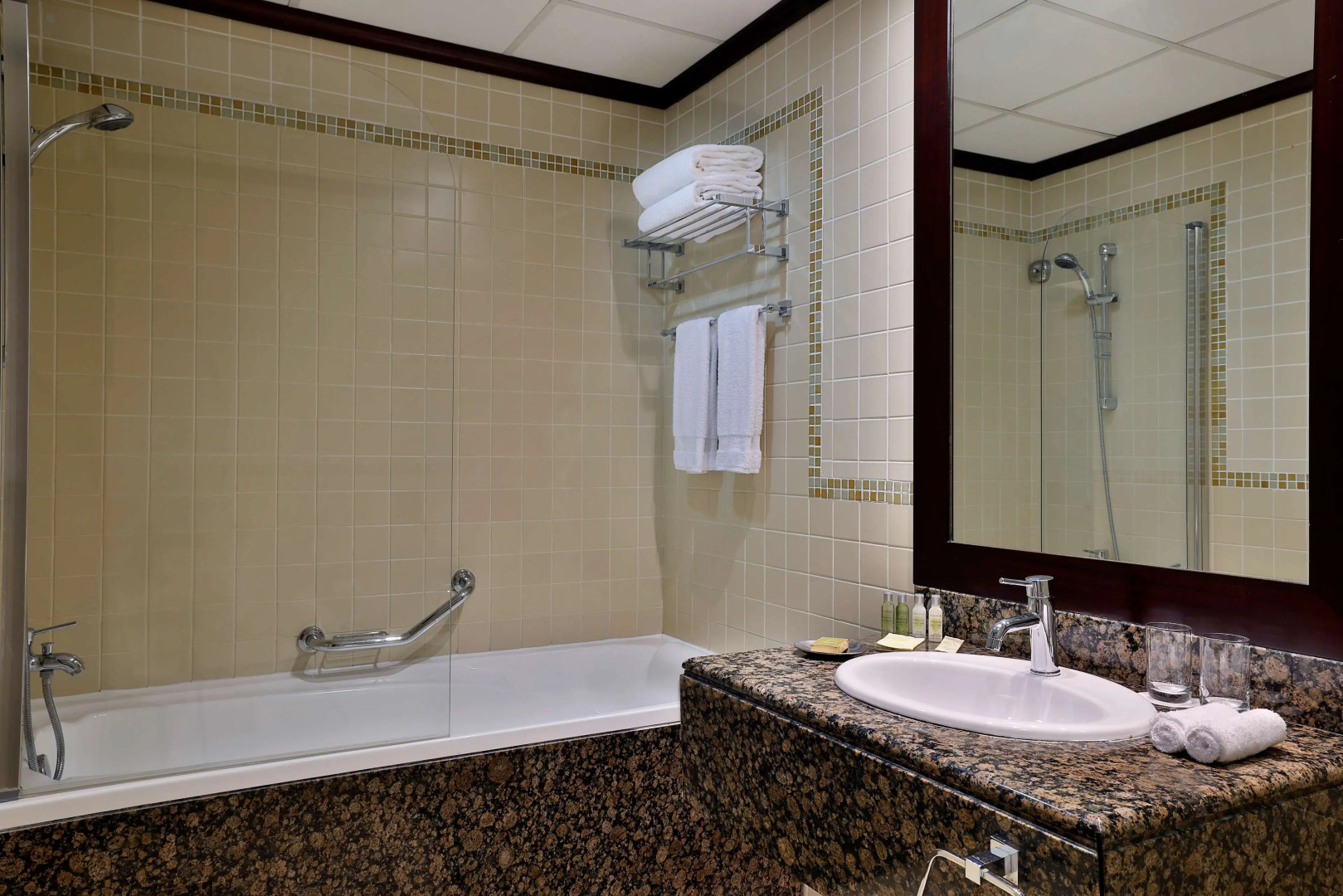 Photo - Hilton Dubai The Walk