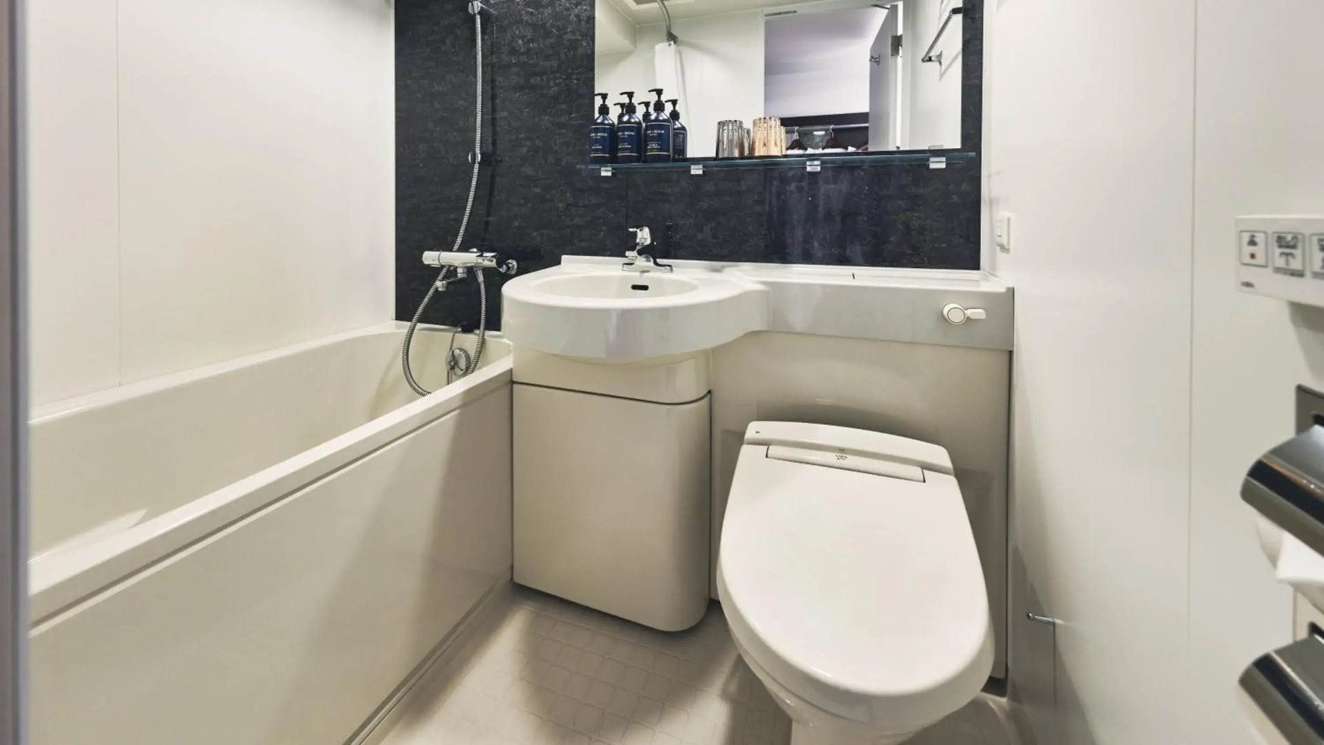 Foto - Garner Hotel Osaka Honmachi Kita Semba by IHG