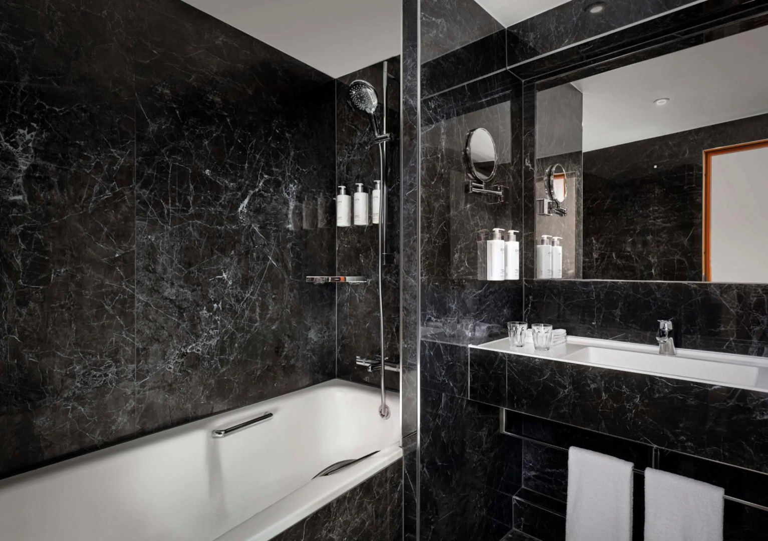 Photo - The Cura Hotel Kensington, London, a Tribute Portfolio Hotel