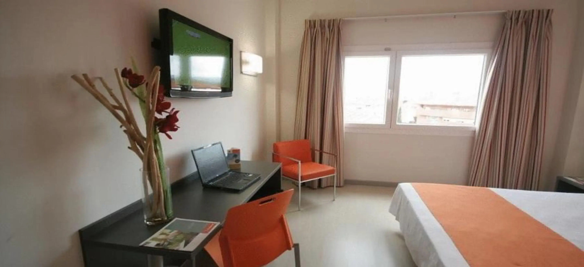 Photo - B&B Hotel Barcelona Rubi