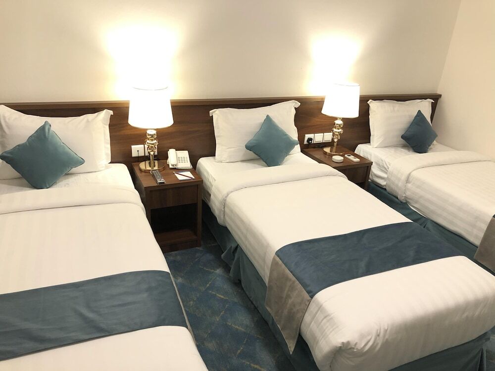 Photo - Zaha Al Madina Hotel