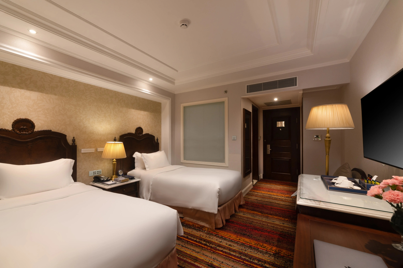 Photo - The Lapis Hotel