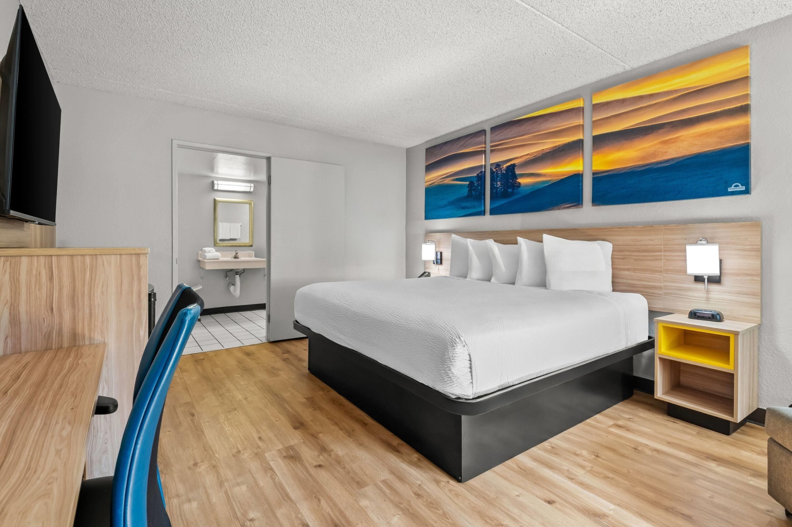 Photo - Days Inn by Wyndham Buena Park Anaheim