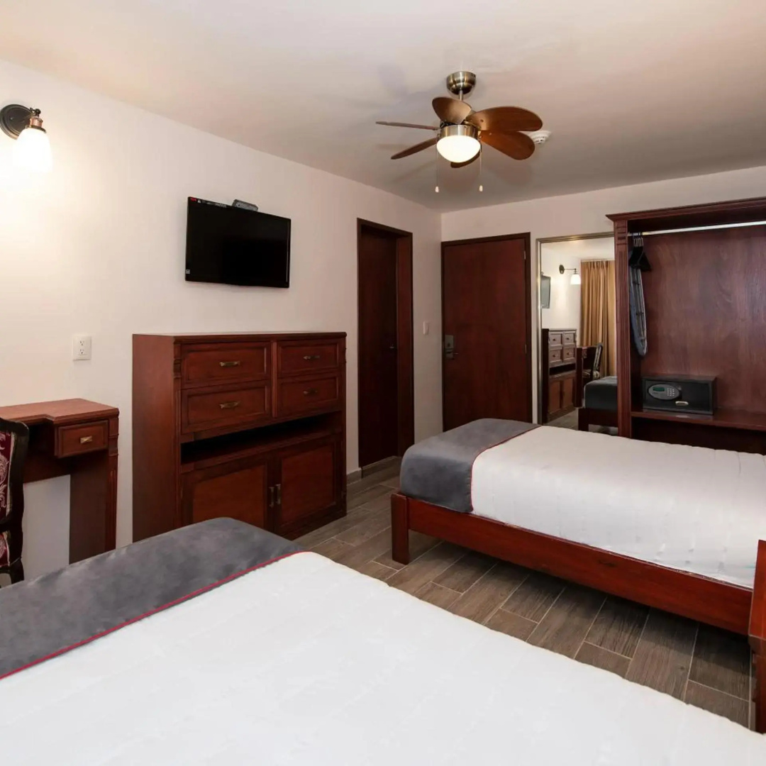 Photo - Hotel Senorial