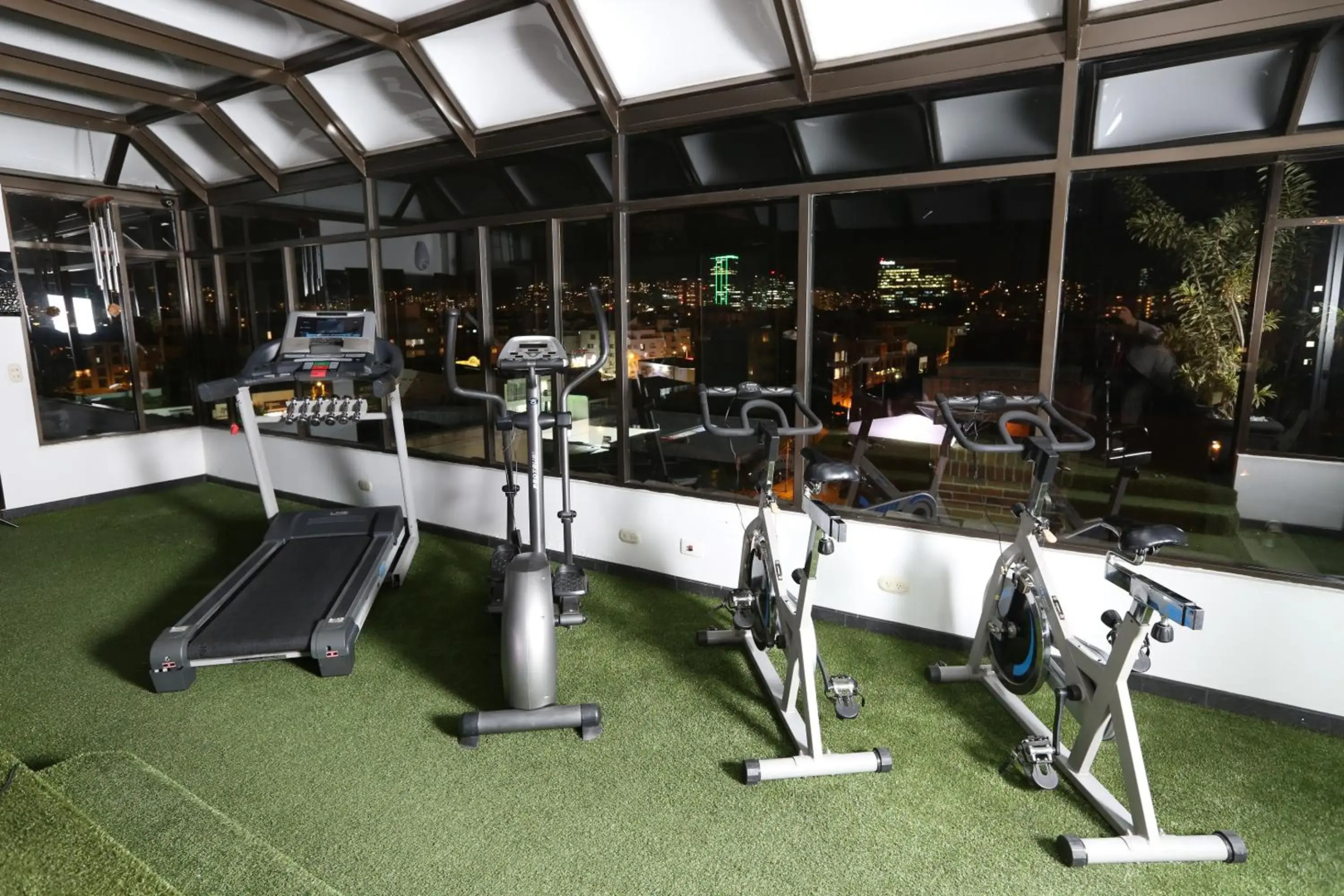 Photo - Hotel Suites 108