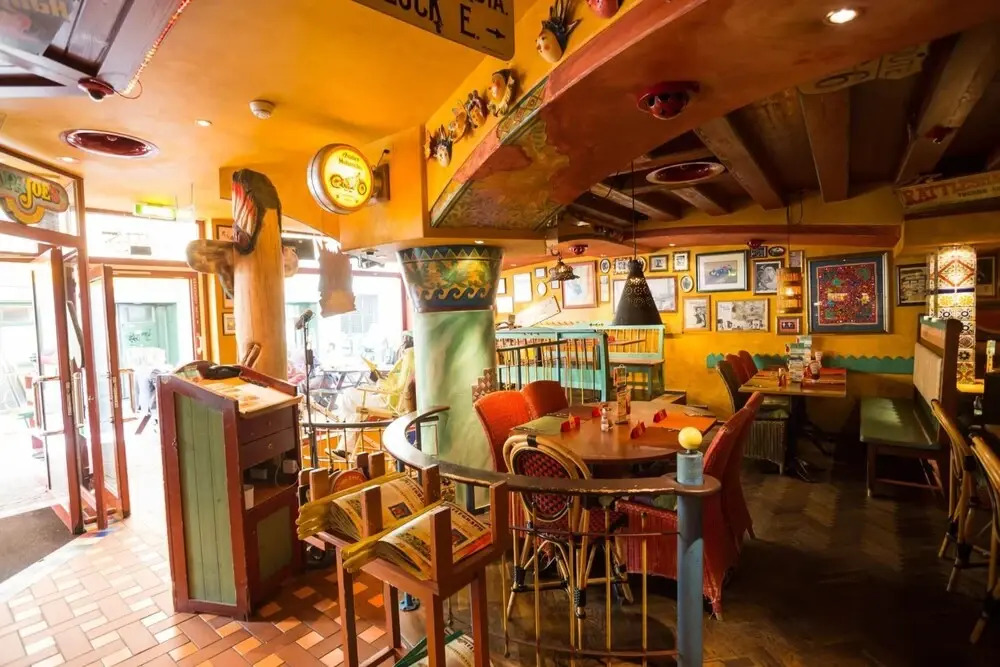 Photo - Hotel California