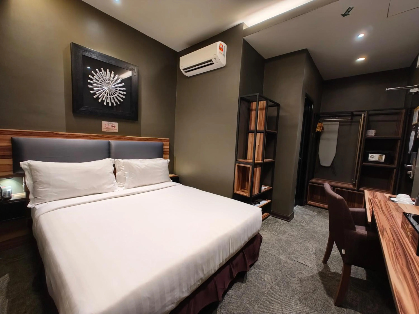 Asiatic Hotel
