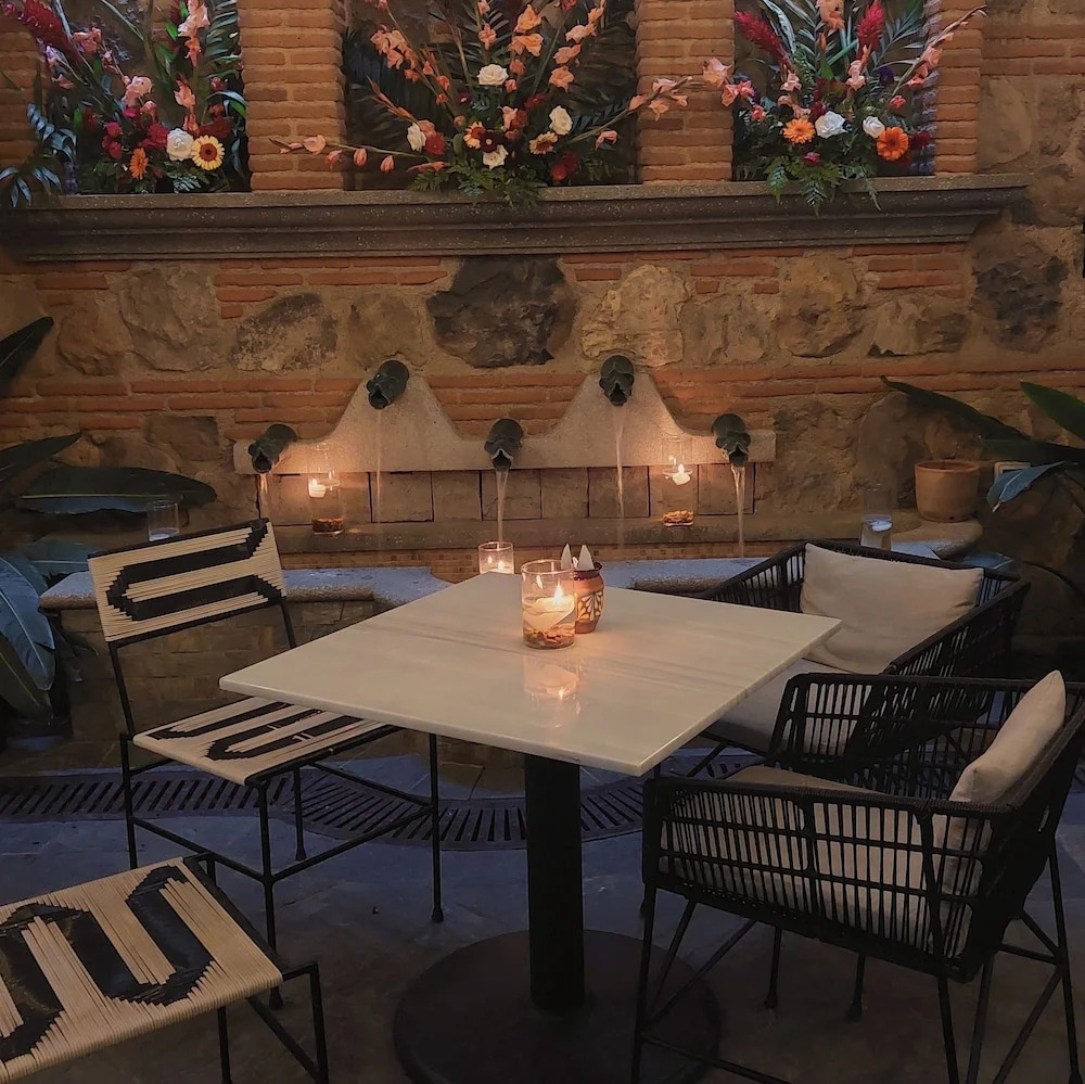 Photo - Mestizo Antigua