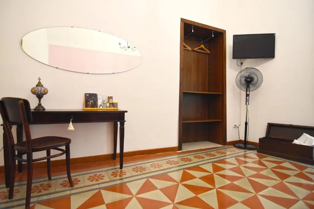 Photo - Sunrise Luxury