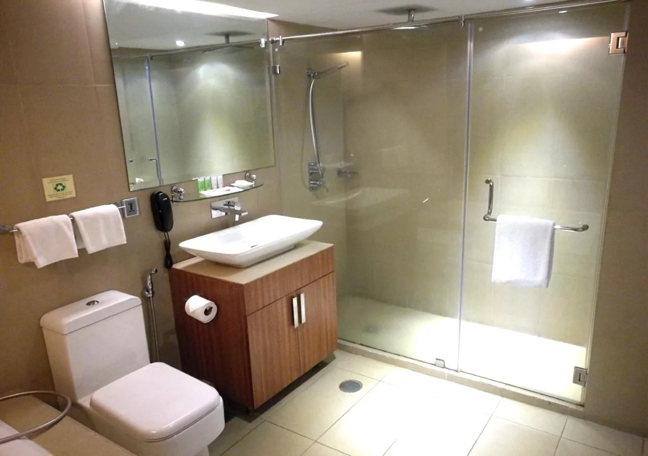 Photo - The E-Hotel Makati