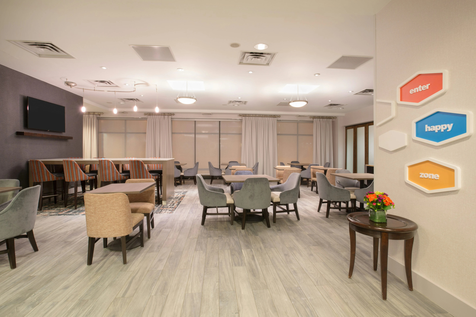 Photo - Hampton Inn & Suites Denver-Downtown