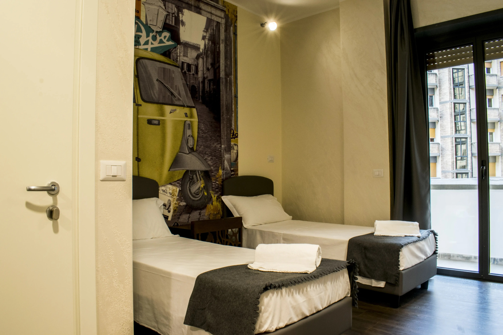 Photo - Hostel One Trustever