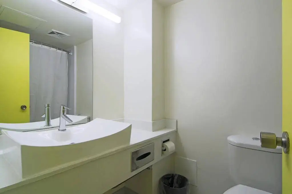 Photo - Parkside Student Residence Downtown Toronto