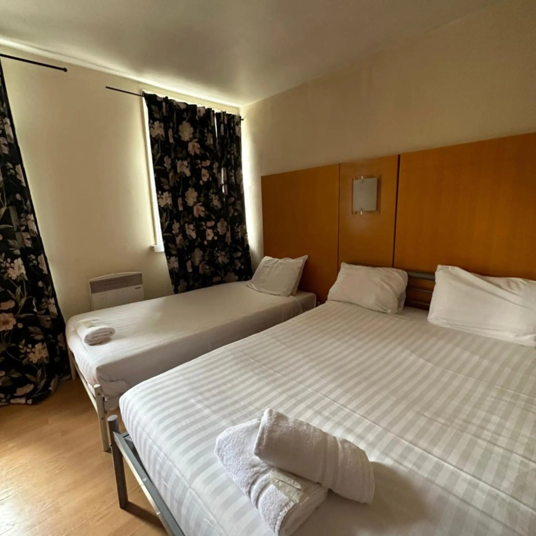 Photo - Berkeley Court Hotel