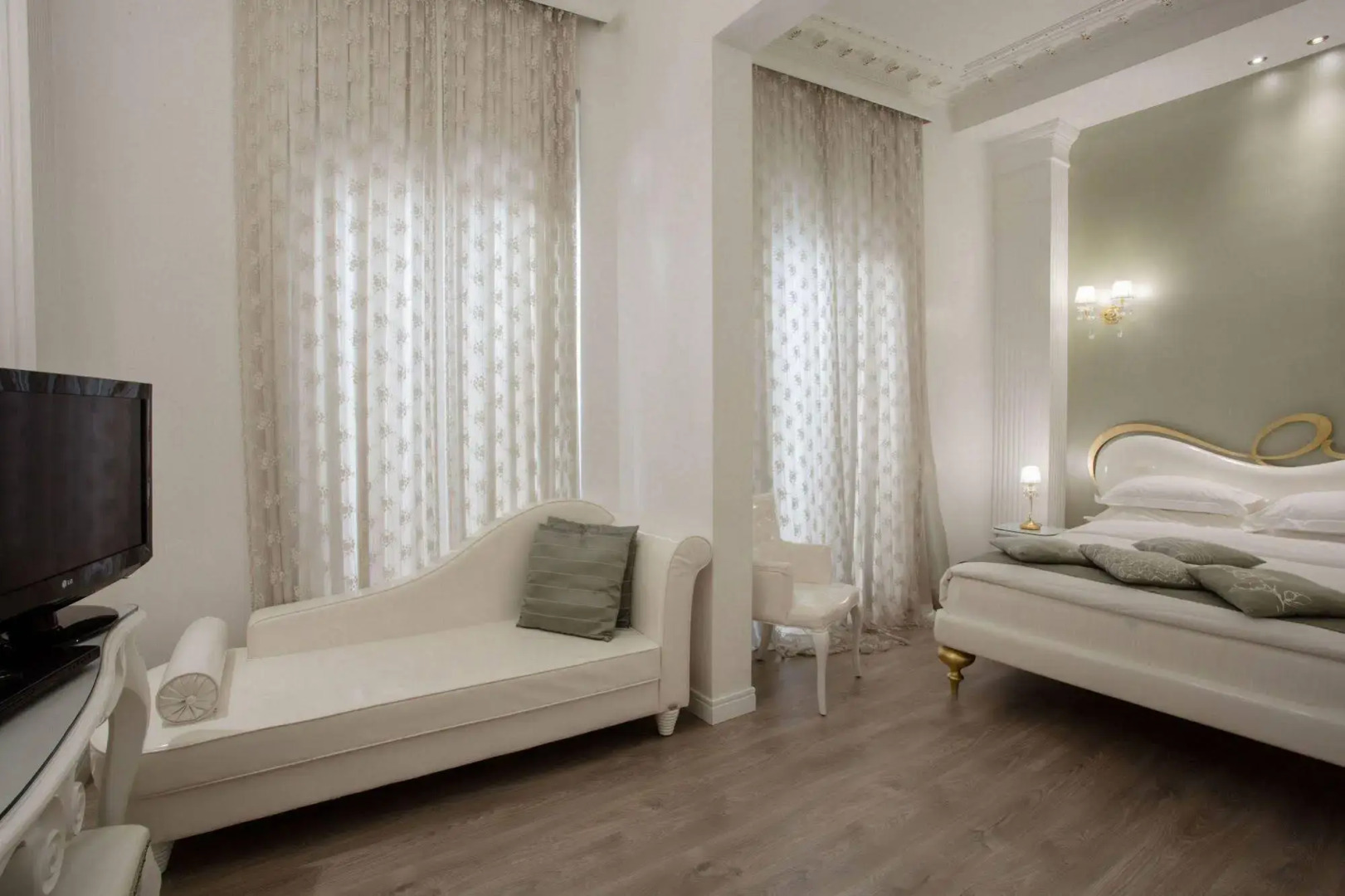 Photo - The Marblous Athens