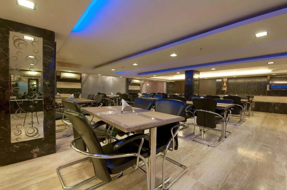 Photo - Hotel Amaltas International