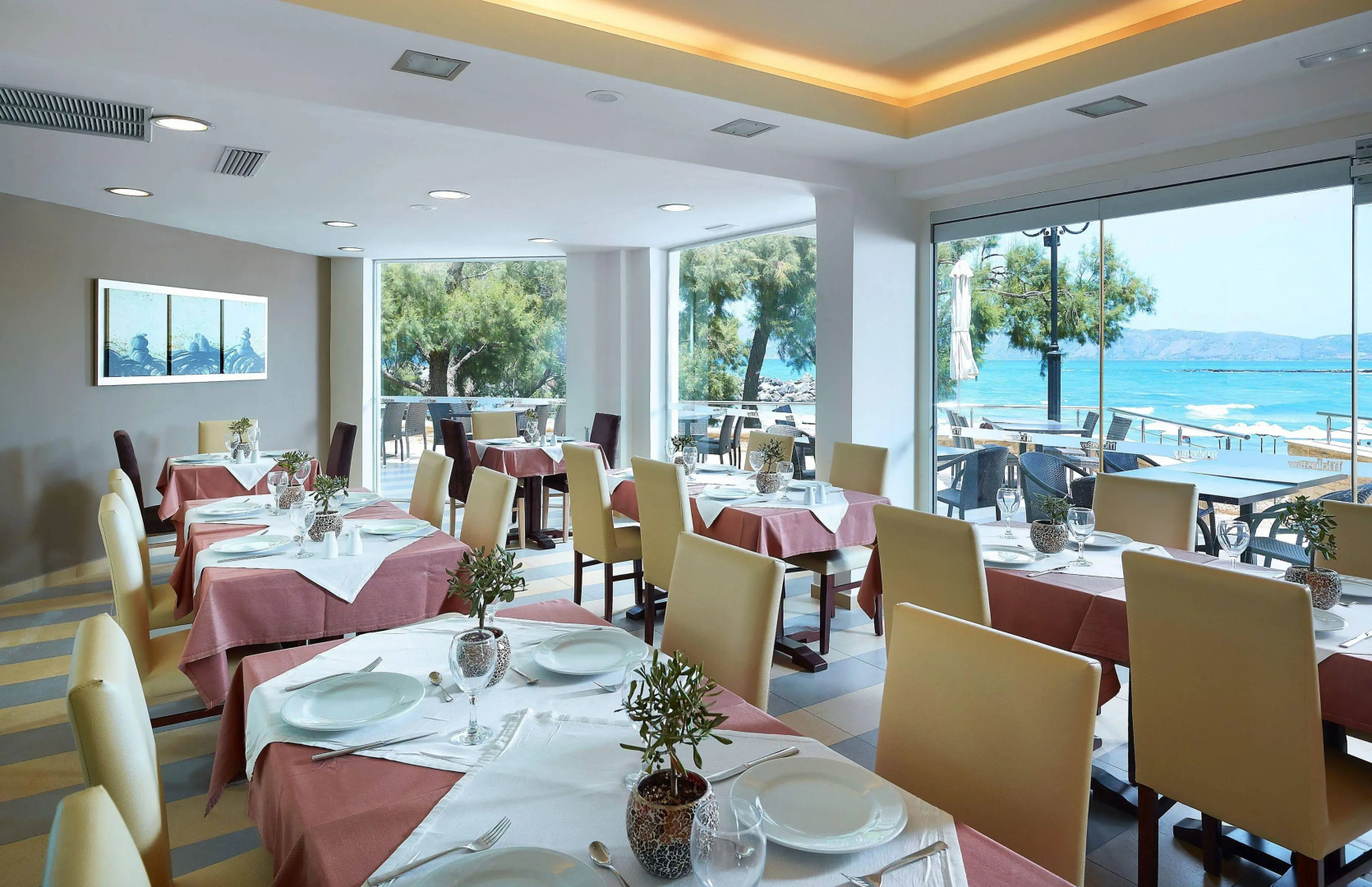 Photo - Molos Bay Hotel