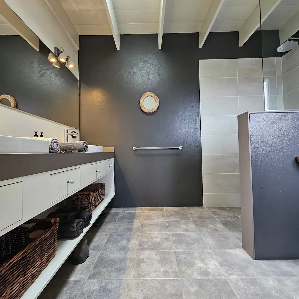 Photo - Villa by the Sea