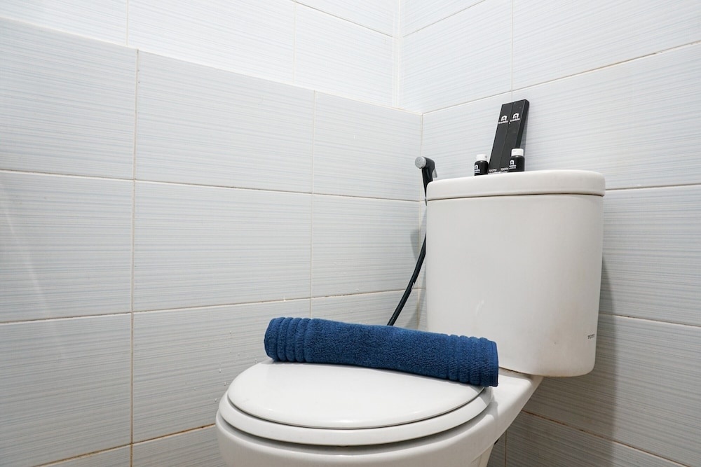 Tranquil Green Pramuka 2BR Apartment near Shopping Center