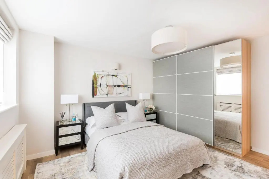 Photo - Buckingham & Lloyds