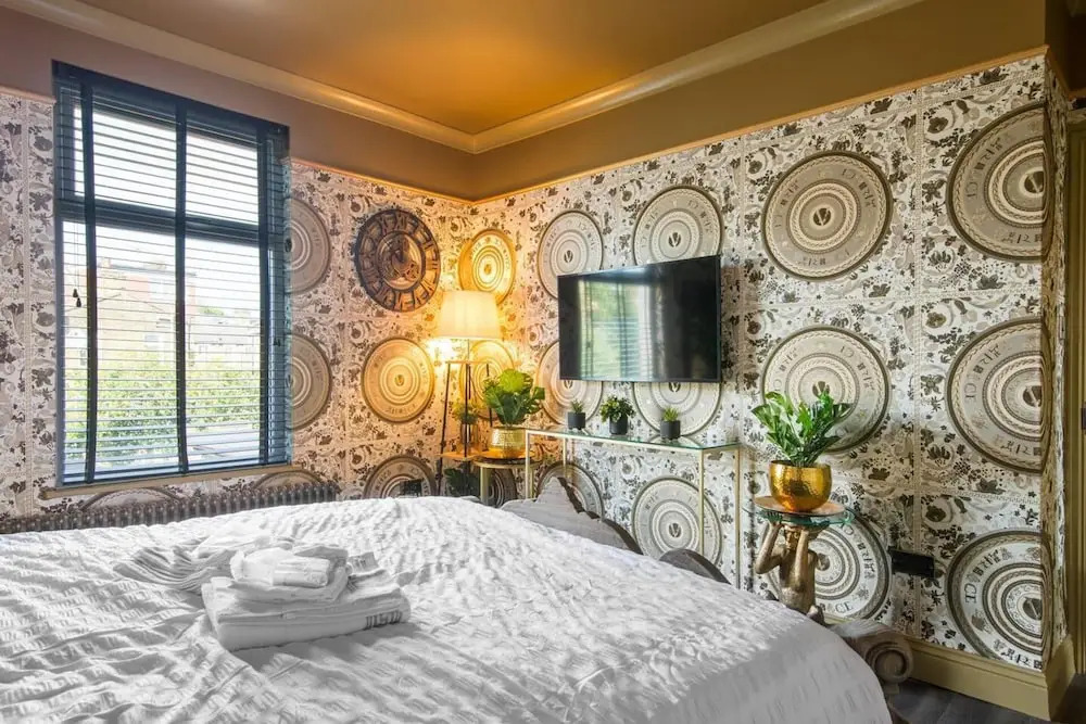 Foto - Luxury Versace Sleeps10 HotTub Pool Table SkyTV