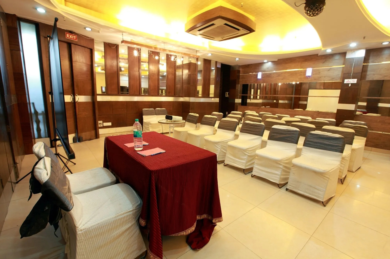 Photo - Hotel Royal Castle Grand