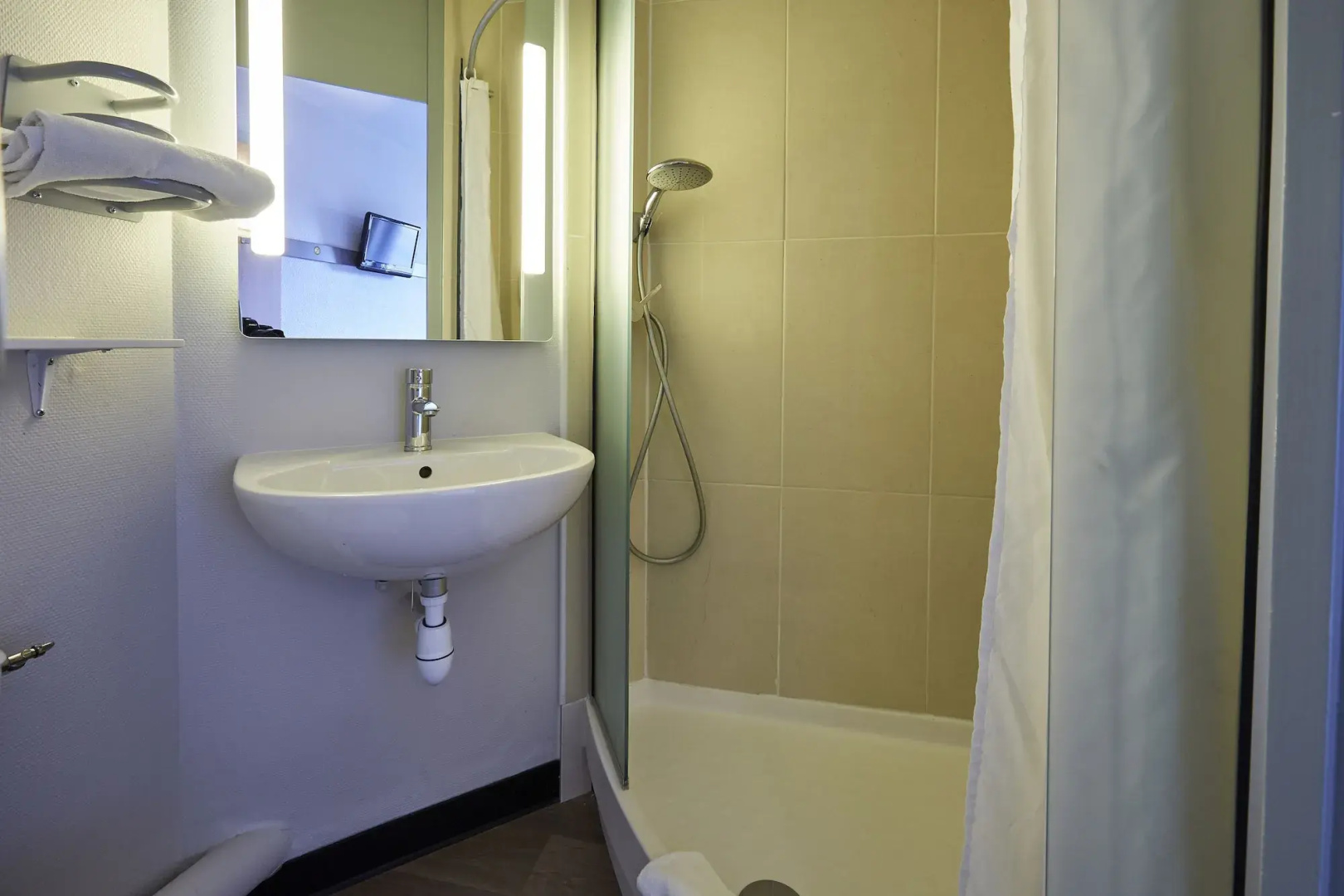 Foto - B&B HOTEL Paris Nord Villepinte