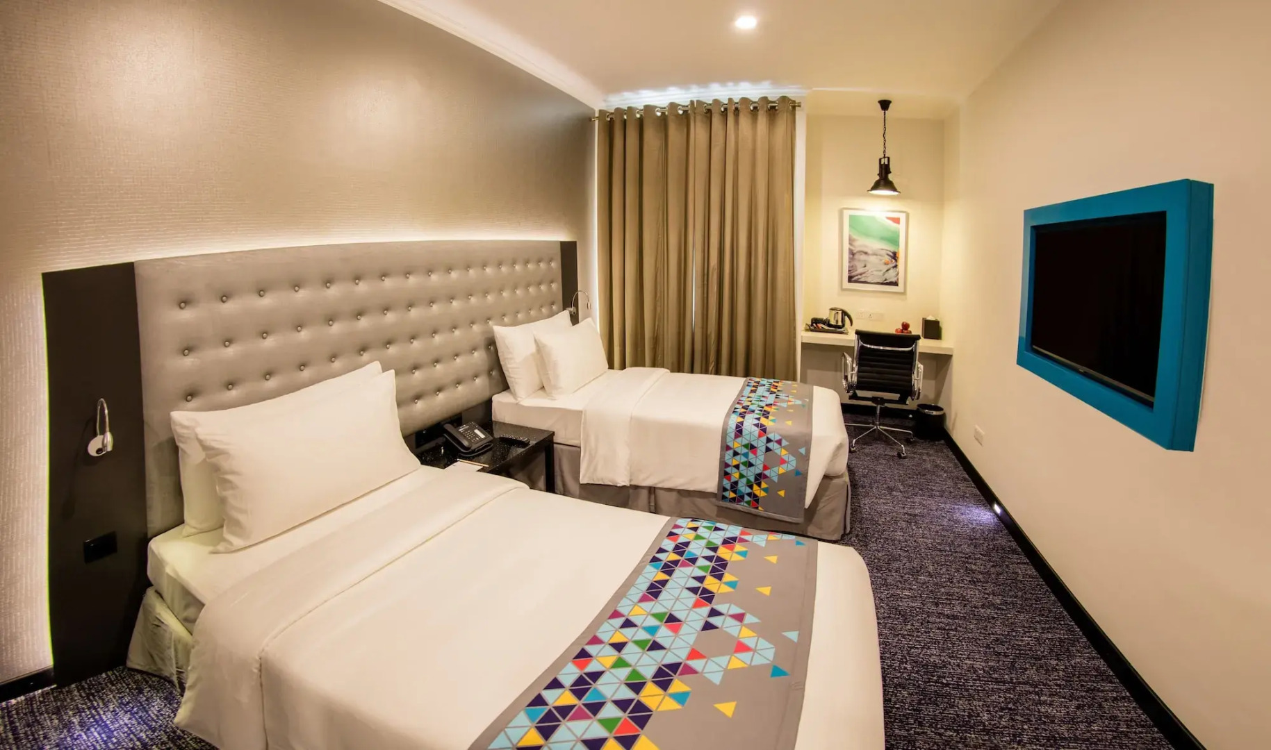 Foto - Fairway Colombo - Sri Lanka's First Hotel With Robot Technology