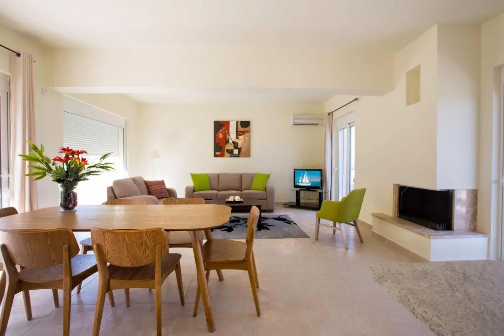 Photo - Athoniki Villas
