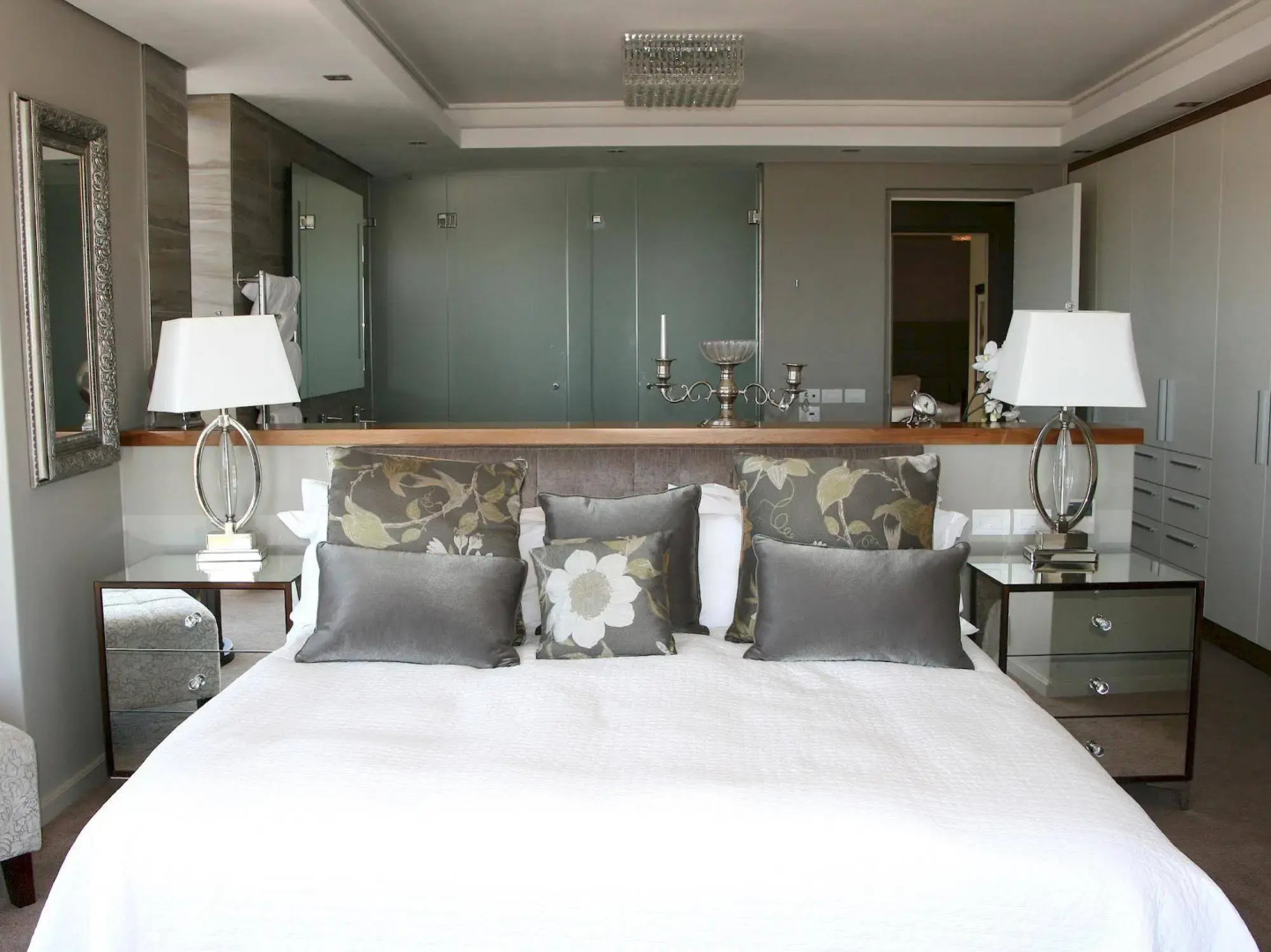 Foto - The Residences at Crystal Towers