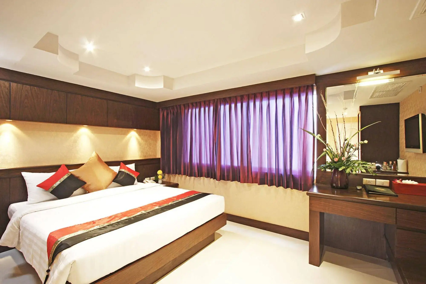 Foto - Rayaburi Hotel, Patong