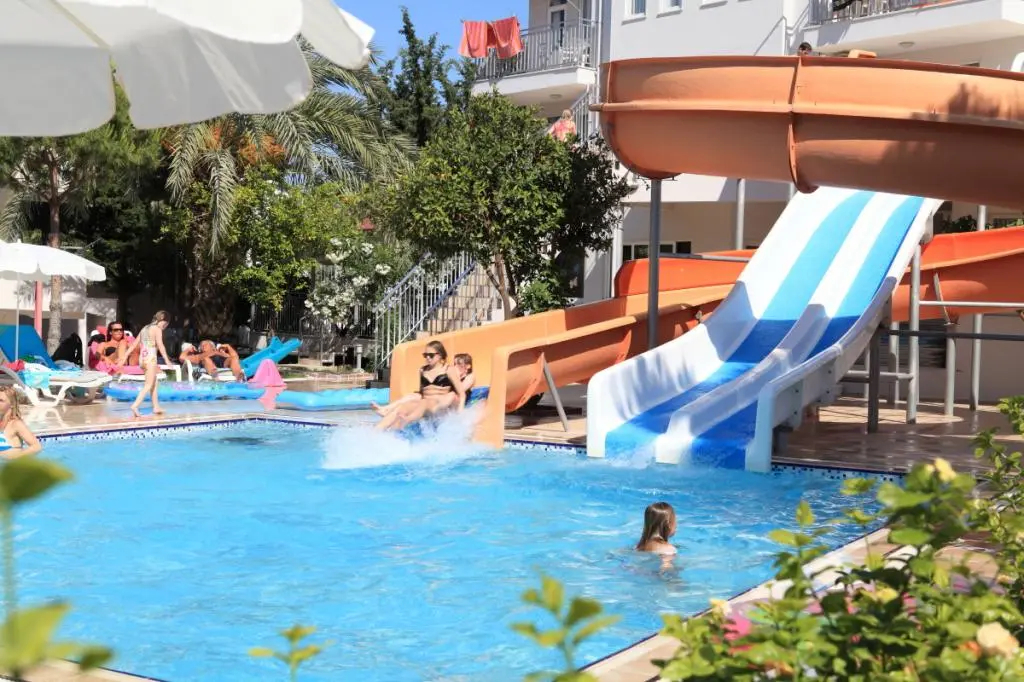 Photo - Catty Cats Garden Hotel