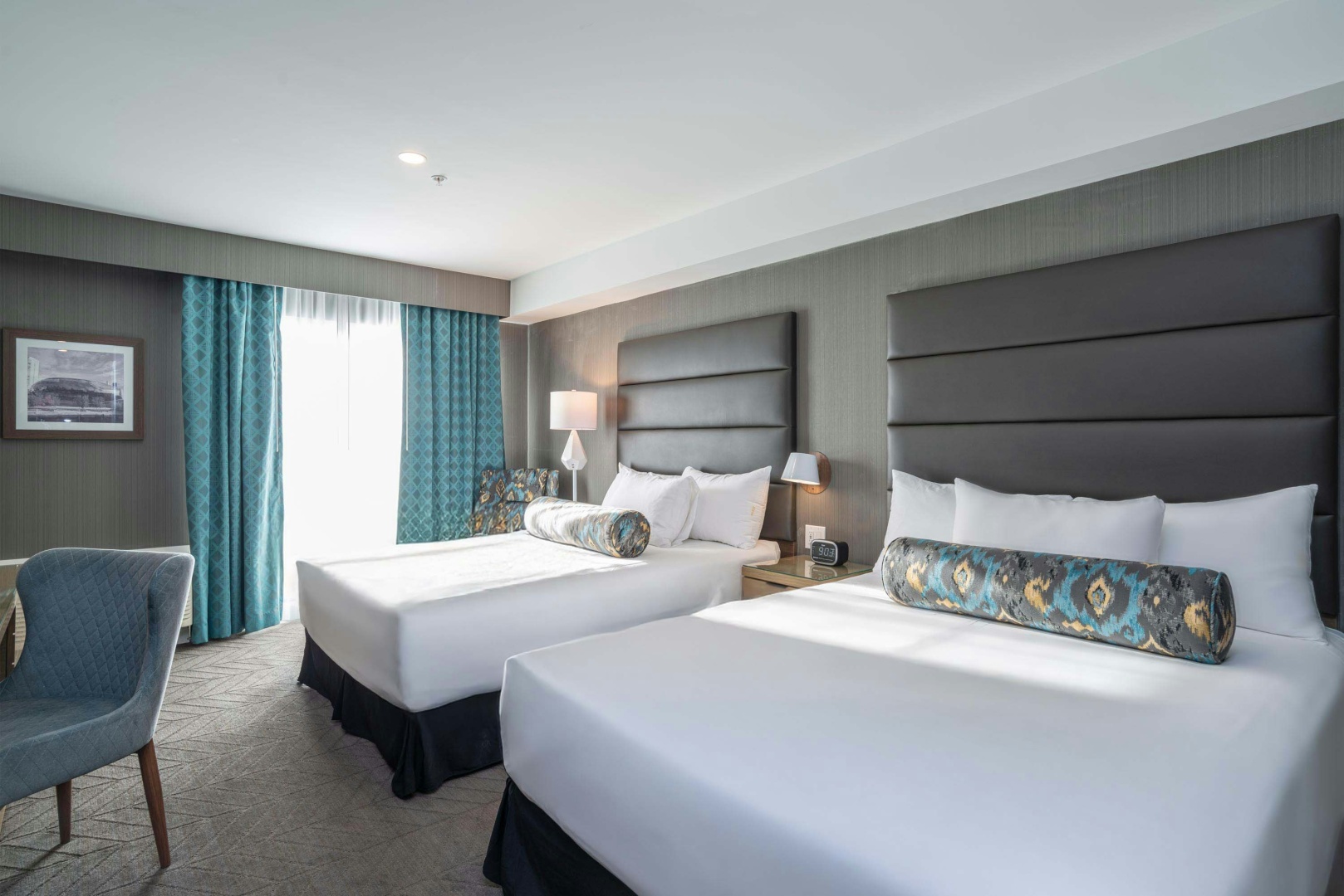 Photo - Sandman Signature Ottawa Airport Hotel