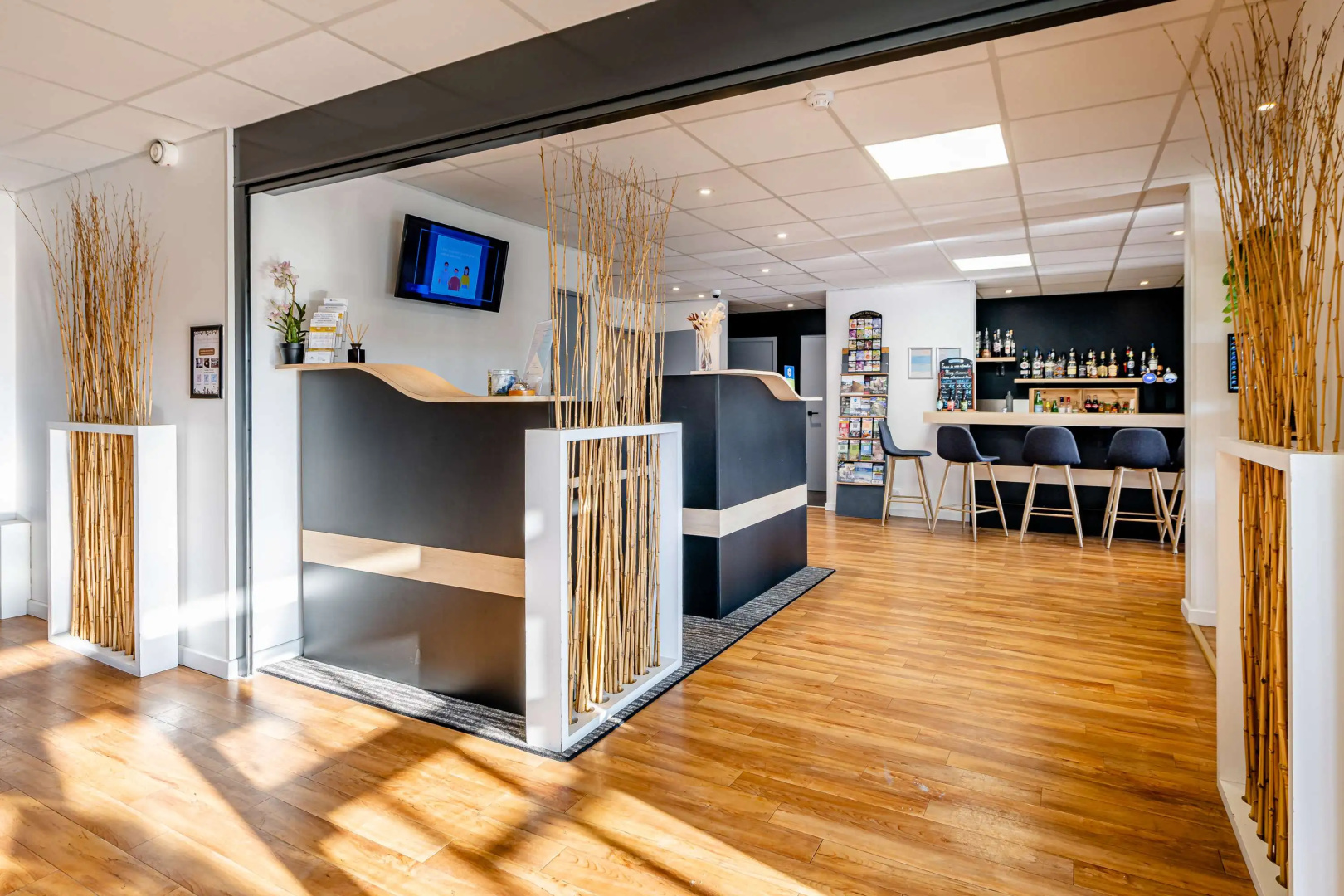 Photo - Sure Hotel by Best Western Bordeaux Lac