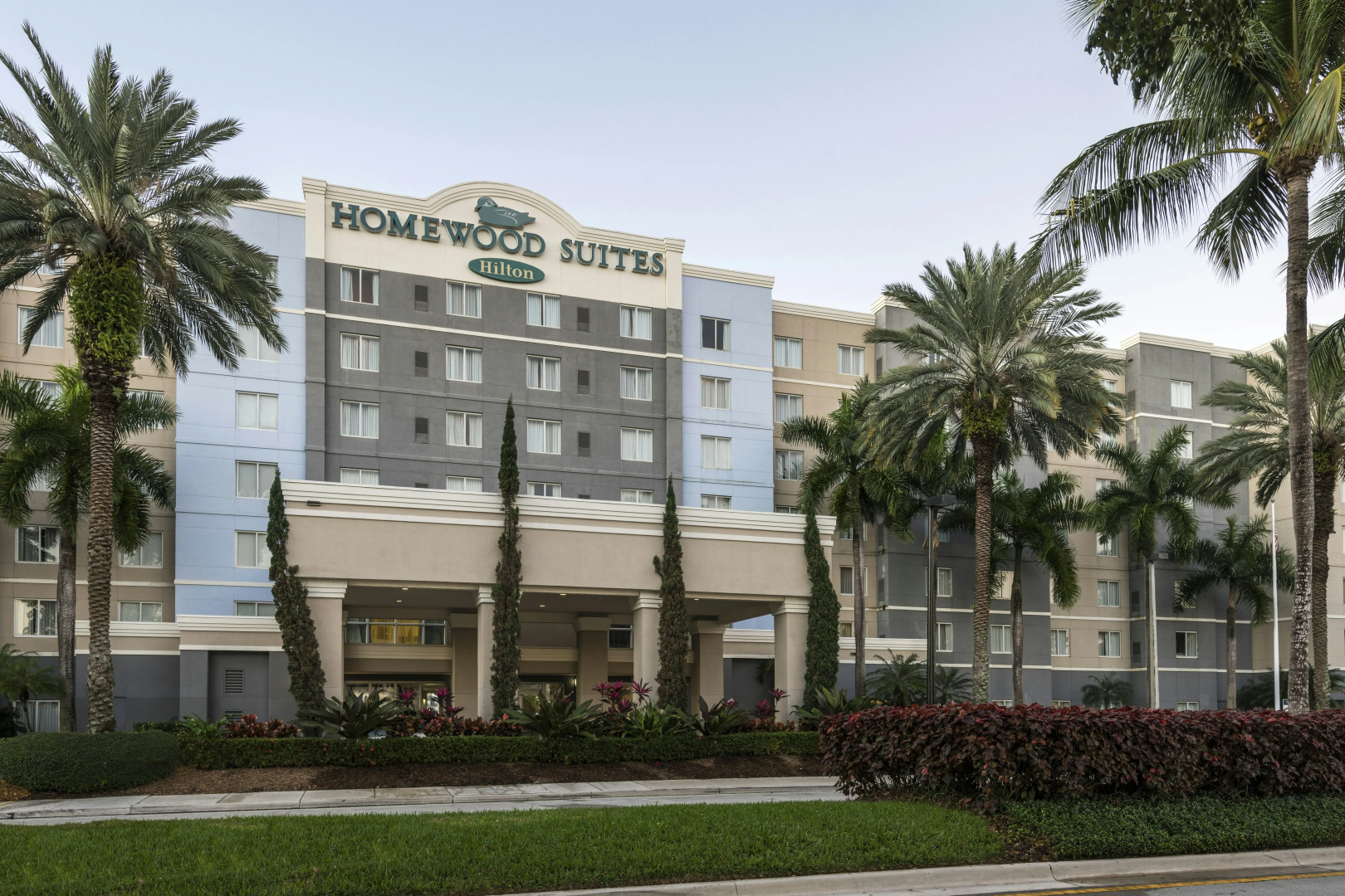 Photo - Homewood Suites by Hilton Miami-Airport/Blue Lagoon