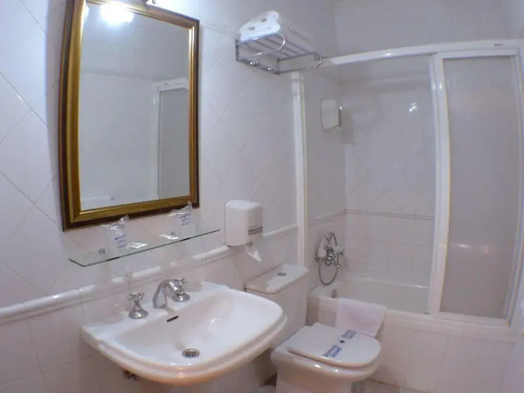 Foto - Hostal Canovas
