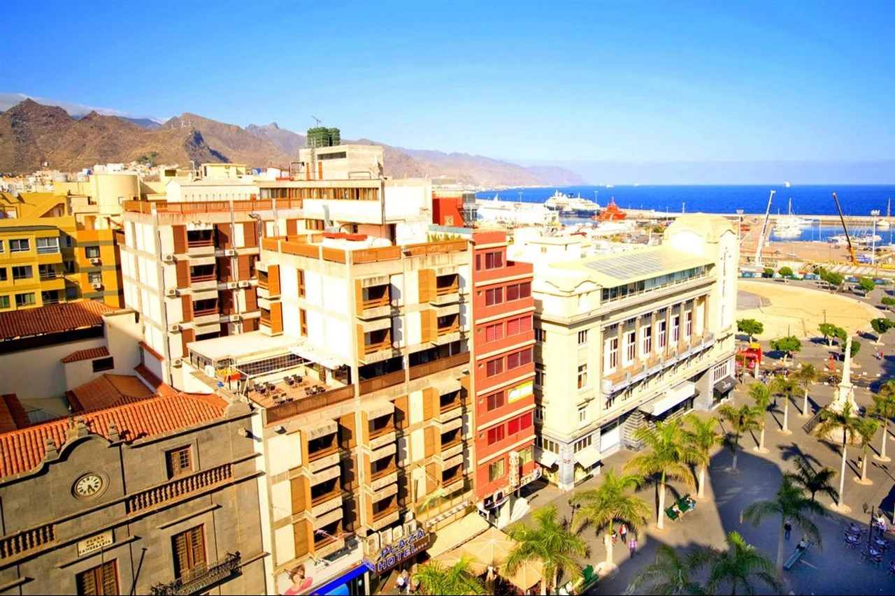 Photo - Hotel Adonis Plaza