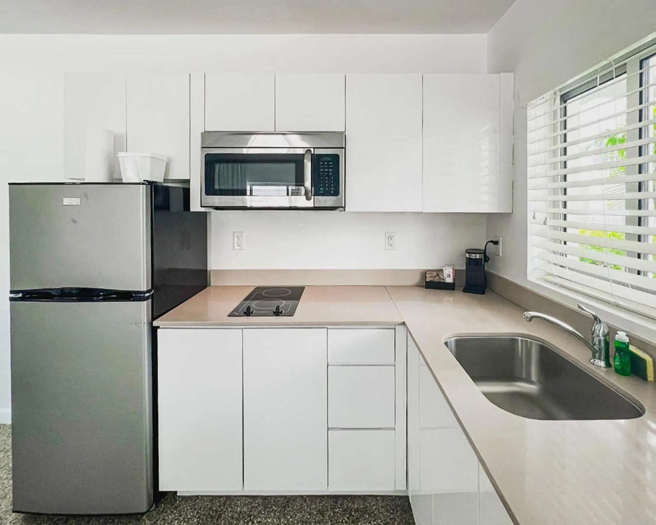 Photo - North Beach Hotel