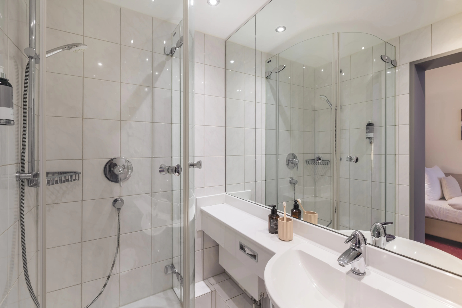 Photo - Garner Hotel Hamburg Wandsbek Marktplatz by IHG