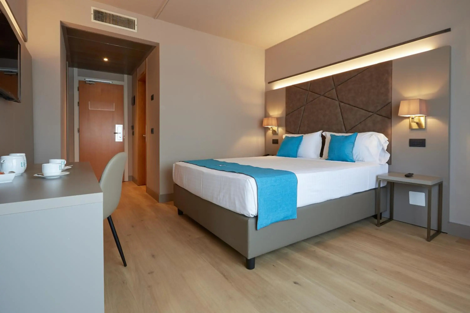 Foto - DC Hotel International