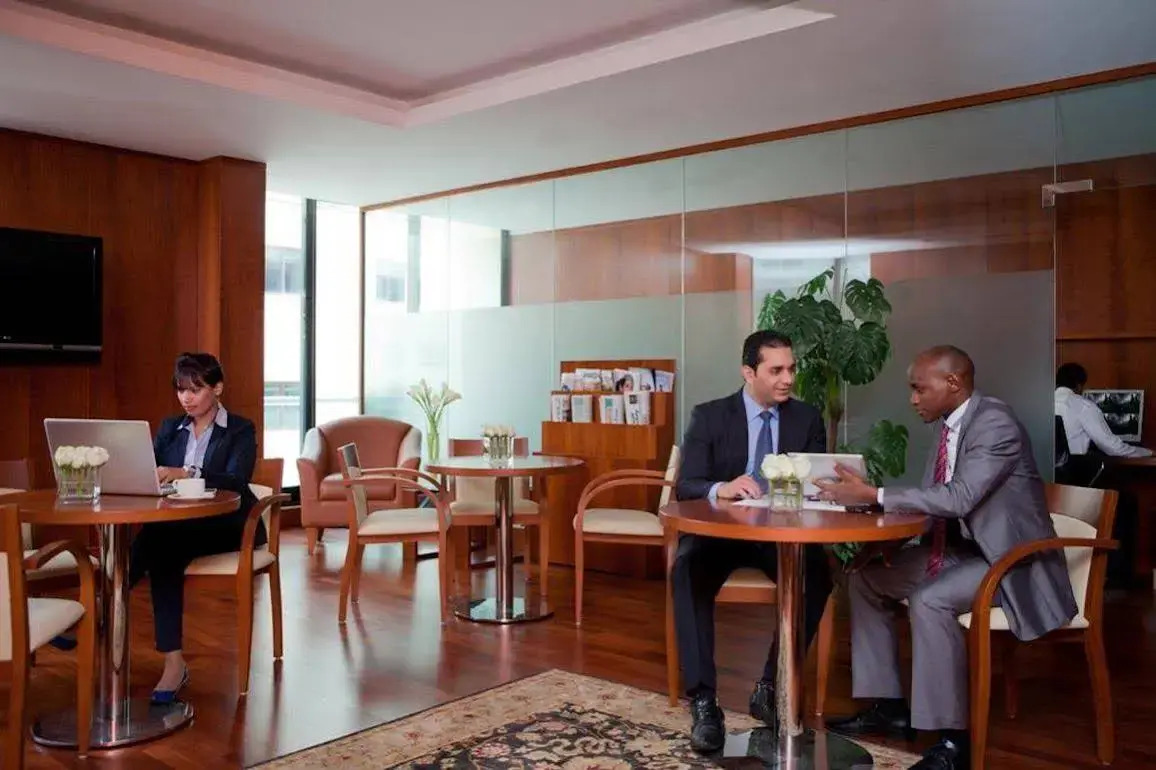 Photo - Golden Sands Suites