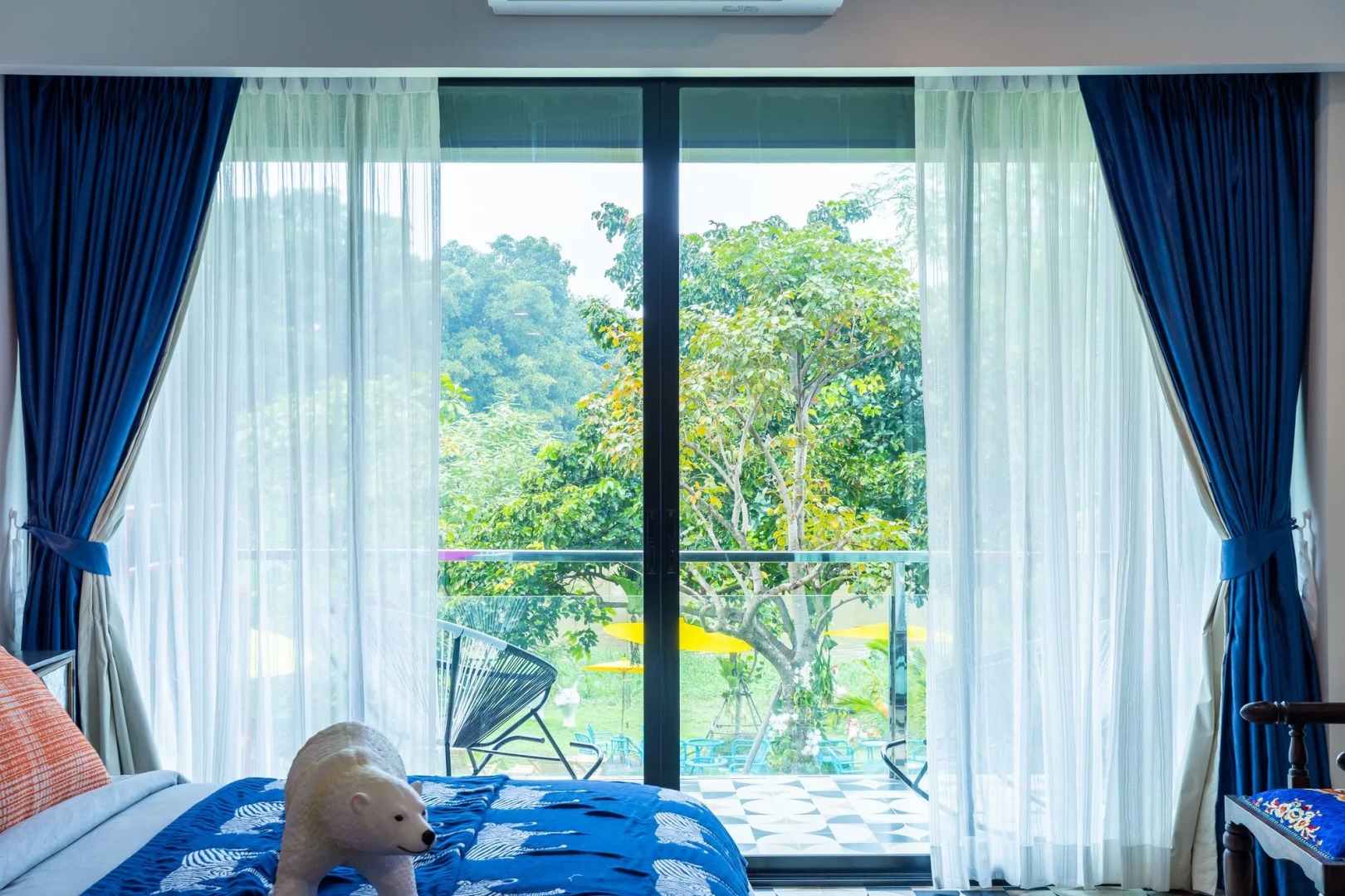 Photo - River Art Hotel