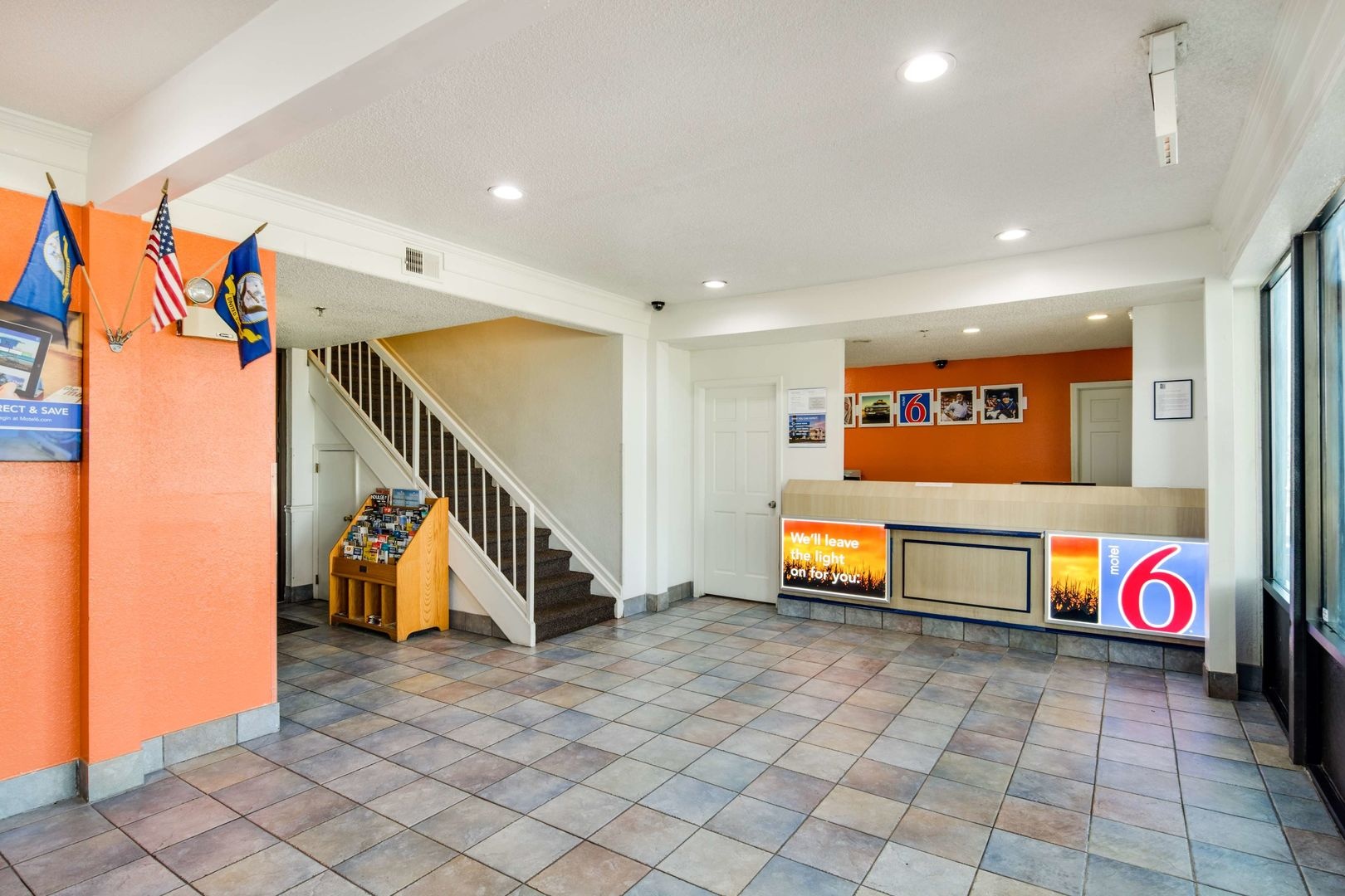 Photo - Motel 6-Waukegan, IL